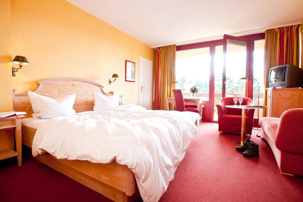 Hotel Restaurant Zur Sonne St. Peter מראה חיצוני תמונה